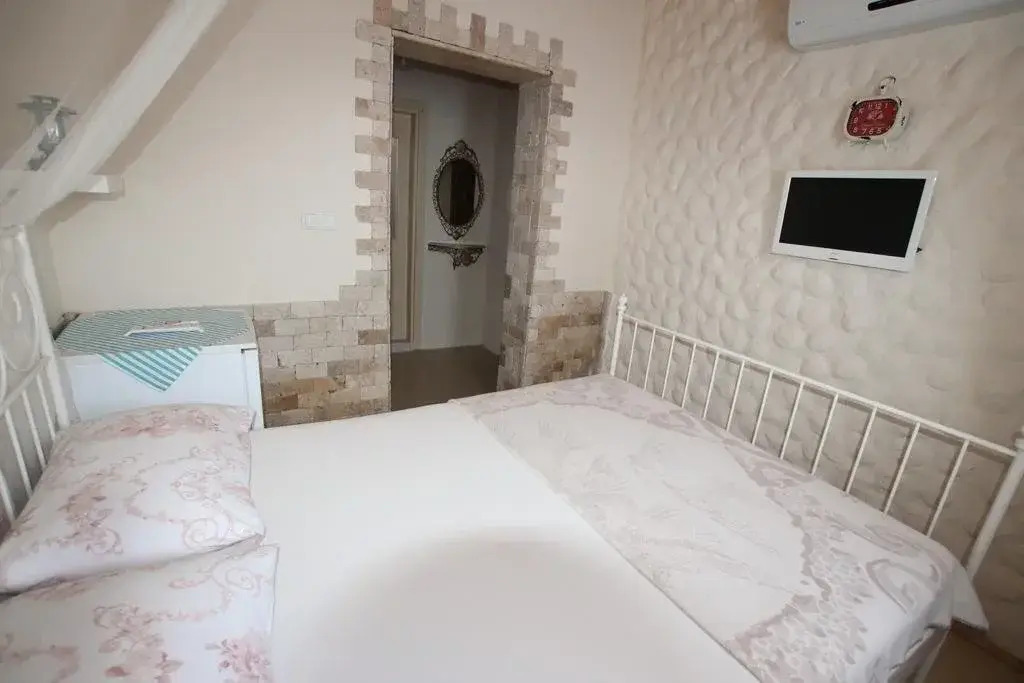 Cagla Hotel