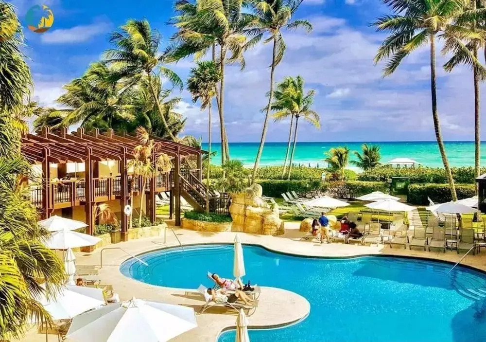 Luxury Beach Resort - HORA RENTALS