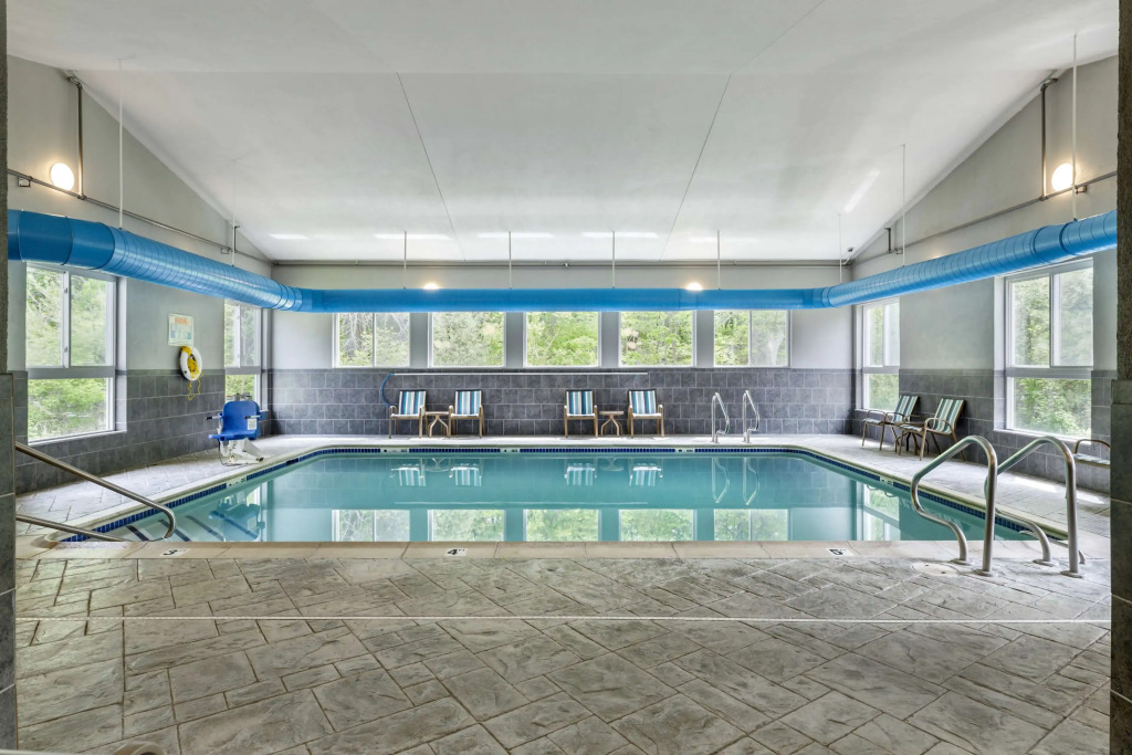 Best Western Plus New England Inn & Suites