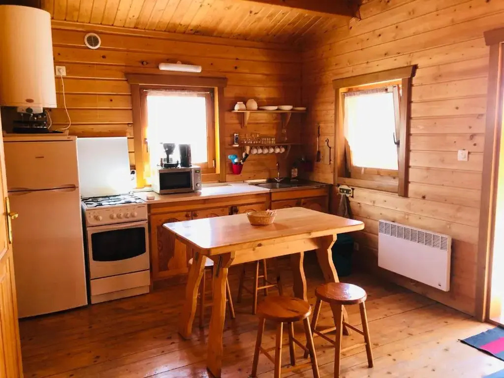 Camping, Hôtel De Plein Air Les Cariamas