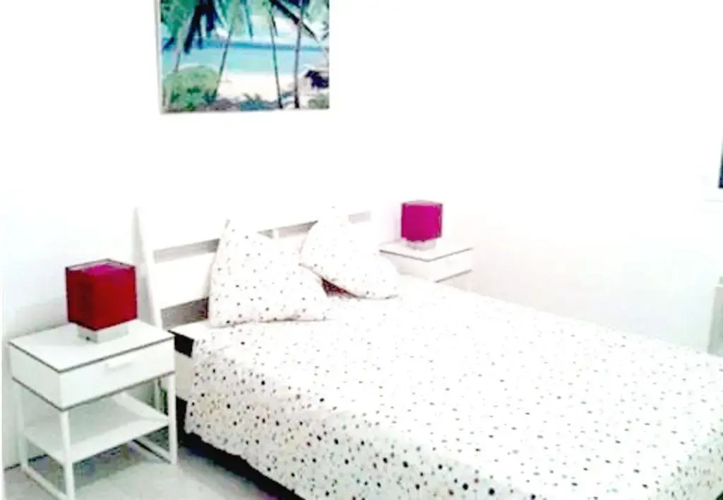 Maison de 4 chambres avec piscine privee jardin clos et wifi a Orthoux Serignac Quilhan