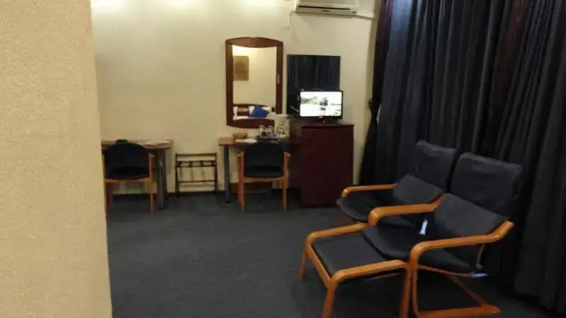 Bucharest Comfort Suites Hotel