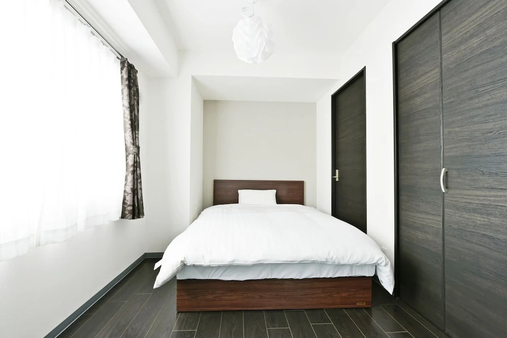 Sun Court Hondori Garden Hills