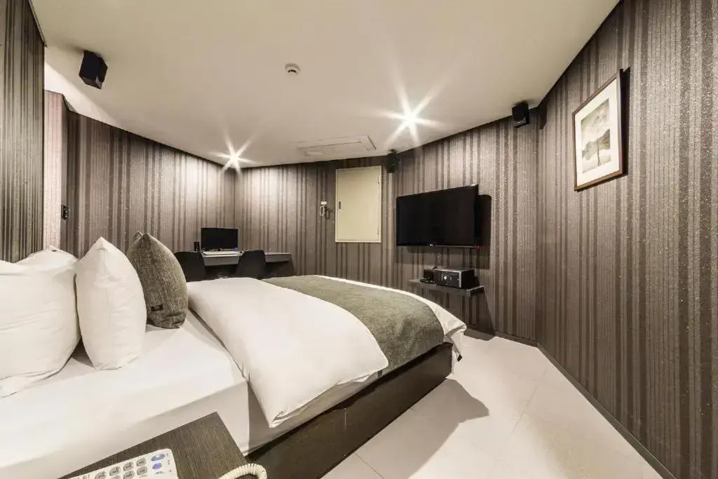 Jbis Hotel
