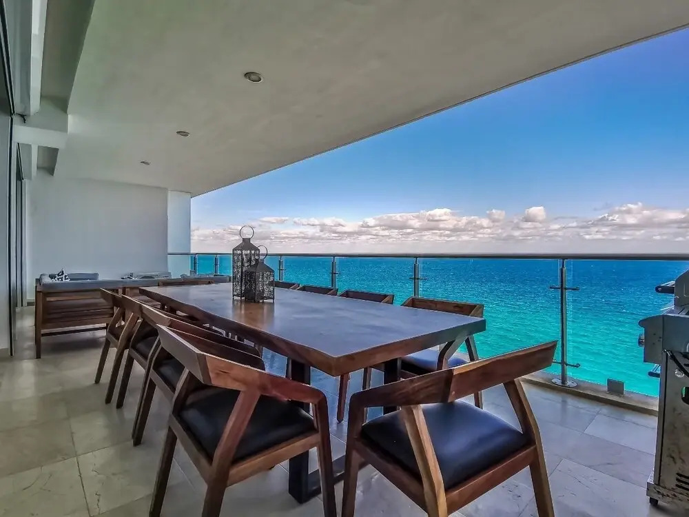 Emerald Residential Tower and Spa