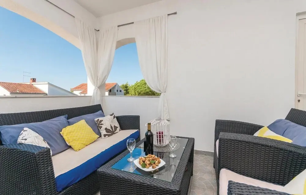 Beautiful Home in Biograd With Wifi and 3 Bedrooms