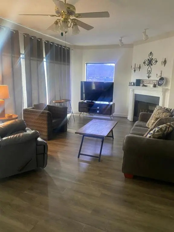 River Place Condos #610 3BD