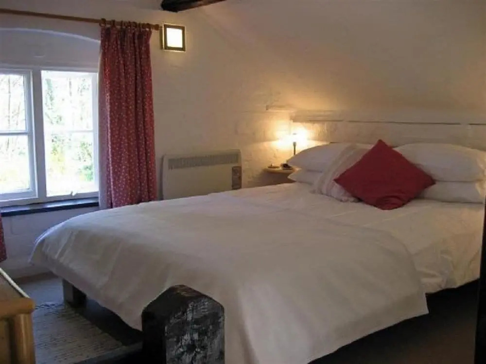 Thatched Farm B&B and Holiday Cottages