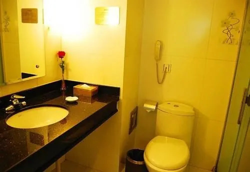 Huaxia Hotel