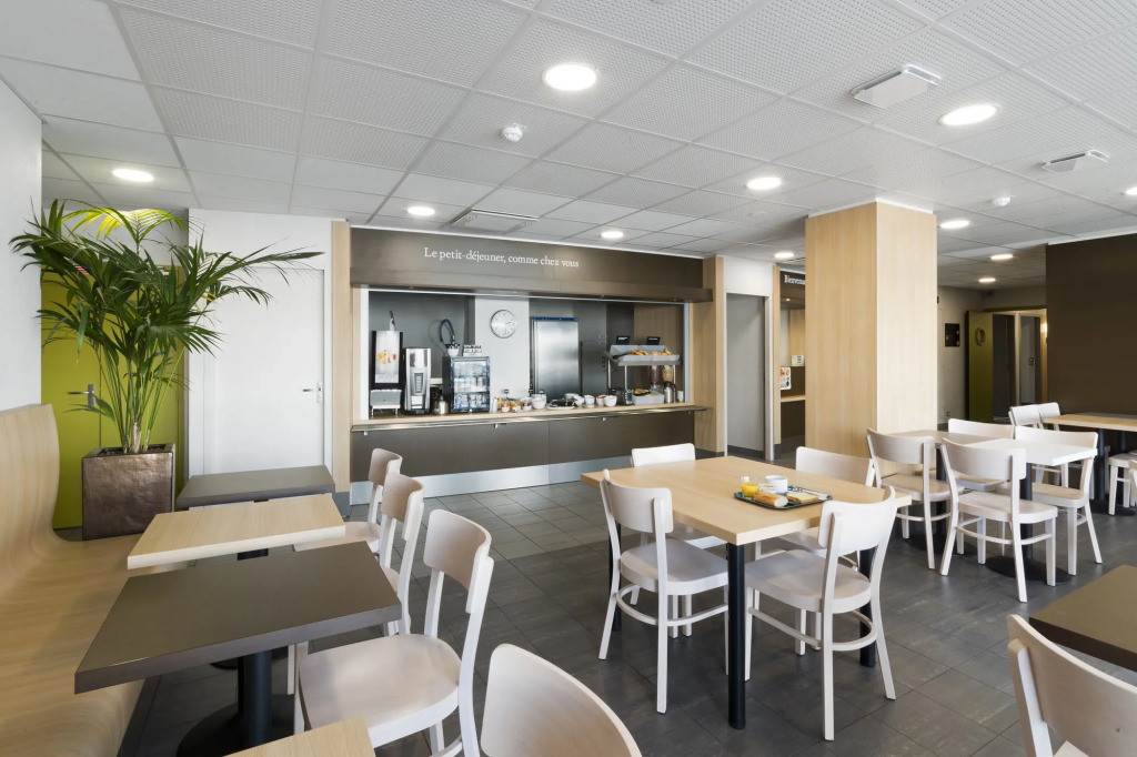 B&B HOTEL Niort Marais Poitevin Est