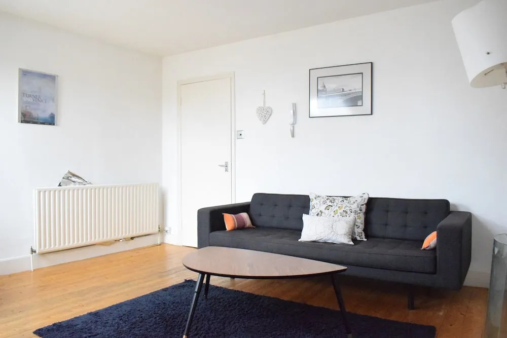 1 Bedroom Flat In Stoke Newington
