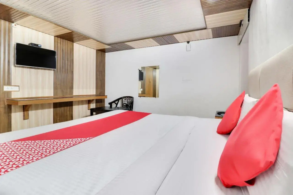 1 BR Boutique stay in Gandhi chowk, Dalhousie, by GuestHouser (2DC3)