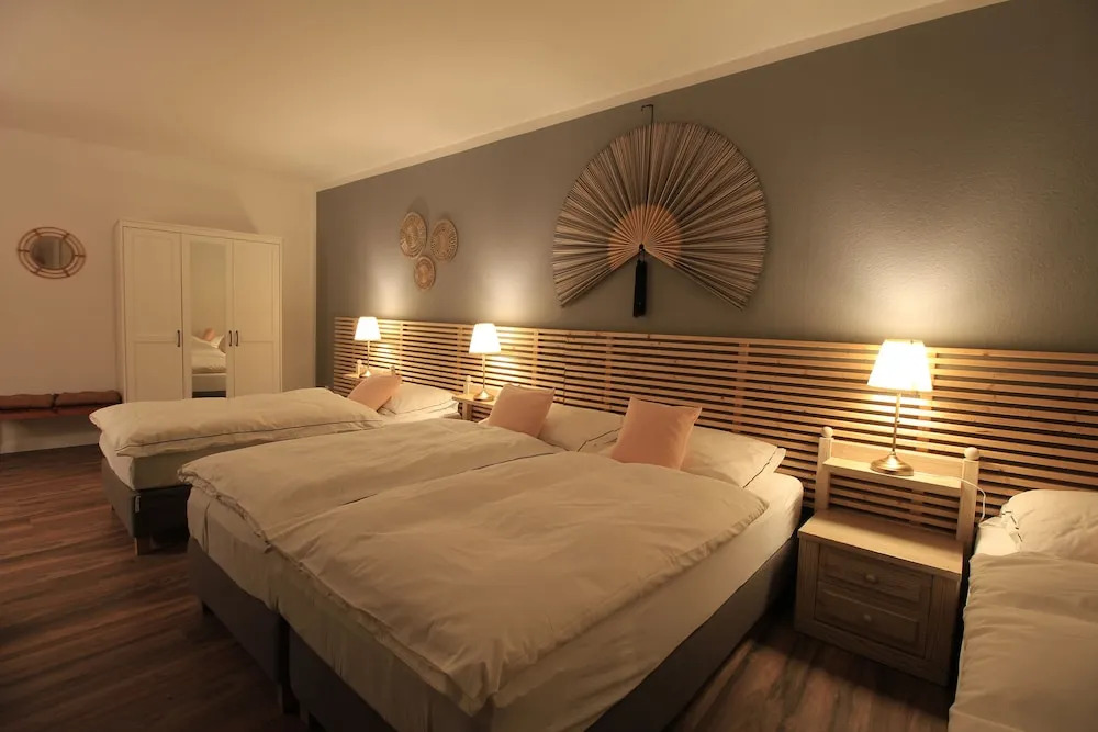 Zimmer AsiaDreieck Pension