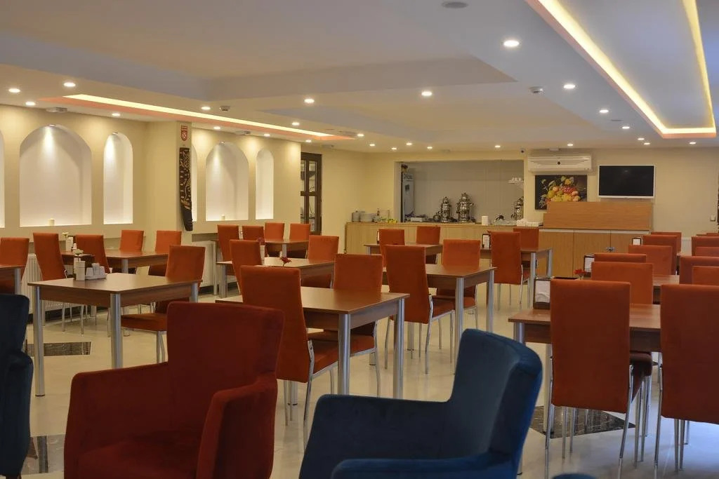 Apameia Hotel