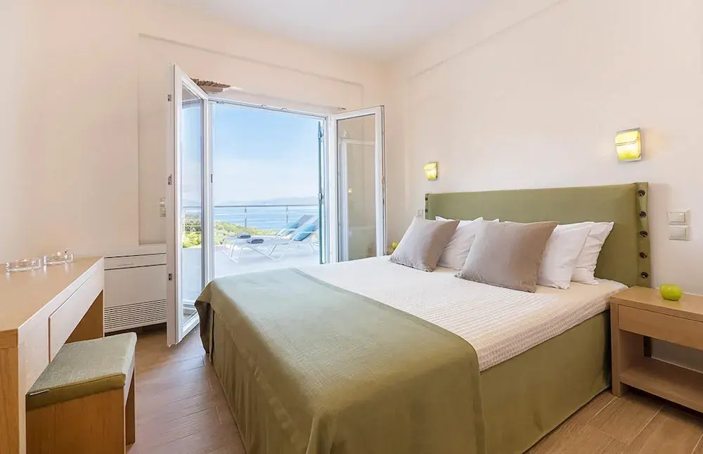 Casa di Maura - 3 Bedroom Contemporary House With Stunning sea Views