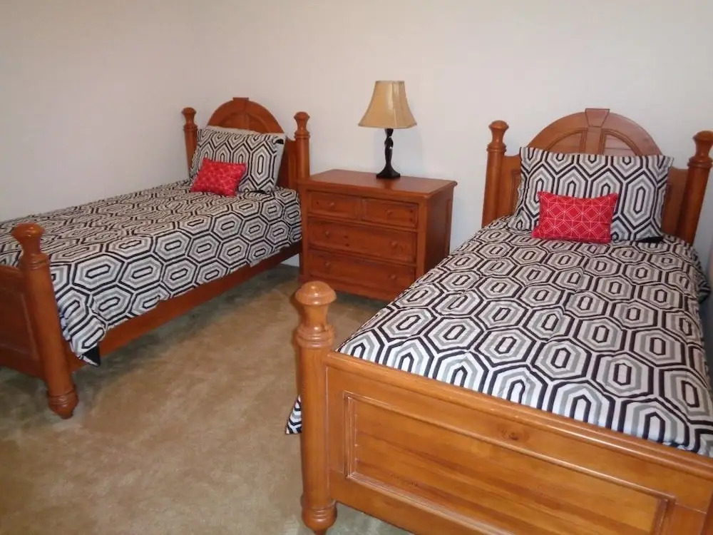 Highgate Legacy Park 257 - Five Bedroom Villa with Private Pool