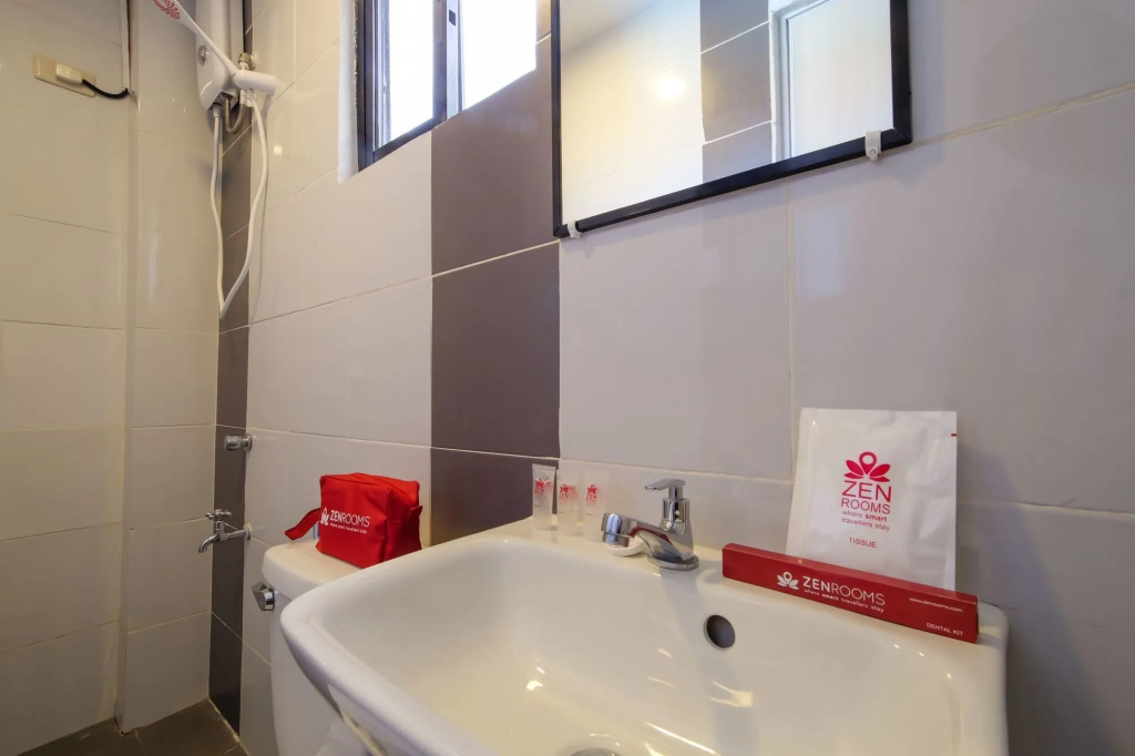 ZEN Rooms Bella Casa Station 1 Boracay
