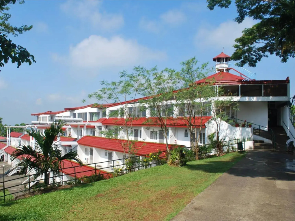 Caliraya Resort Club