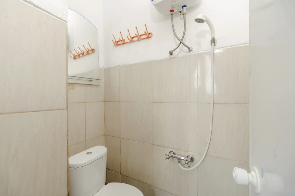 RedDoorz Near Jalan MP Mangkunegara Palembang