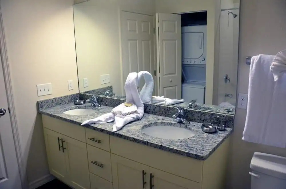 Nov Special at Lucaya 3 Beds 2 Bath ID: 61205