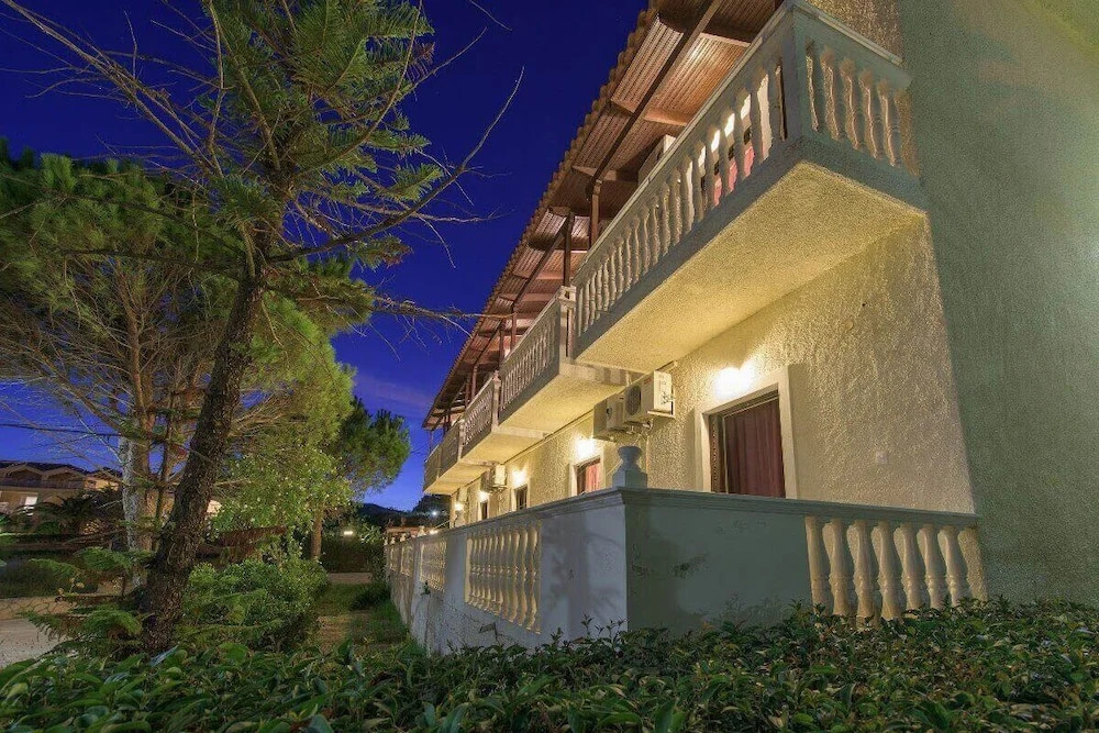 Alba Boutique Apartments