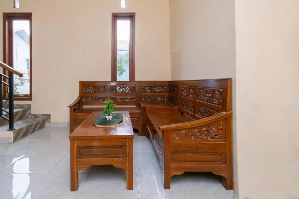 OYO 3076 Lilik Homestay Syariah