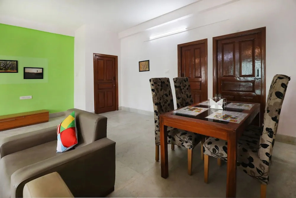 Ðÿ ˜Ï¸ Well-Lit Roomðÿœžlal Bagh Stn 29250