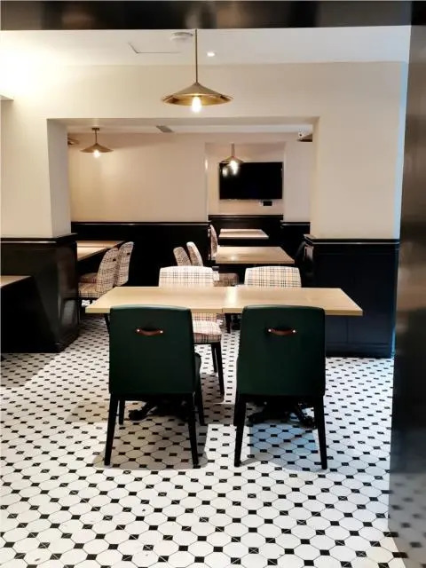 Premier City Comfort Hotel Wuhan Yellow Crane Shouyi Road Metro Station