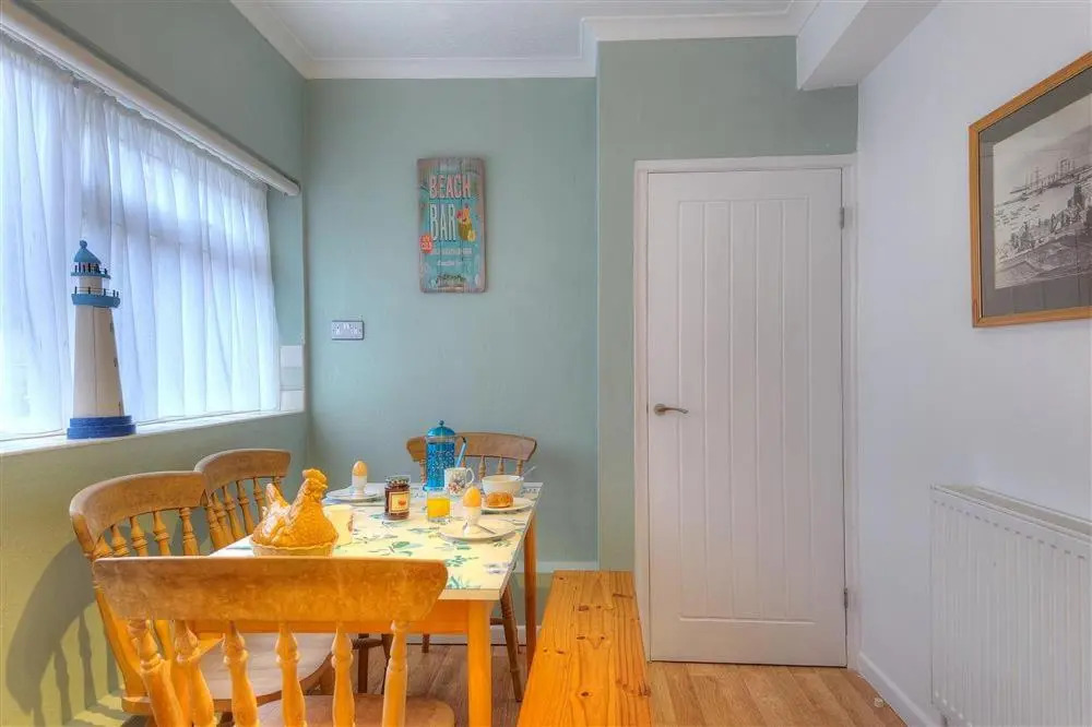 1 Harbour Heights