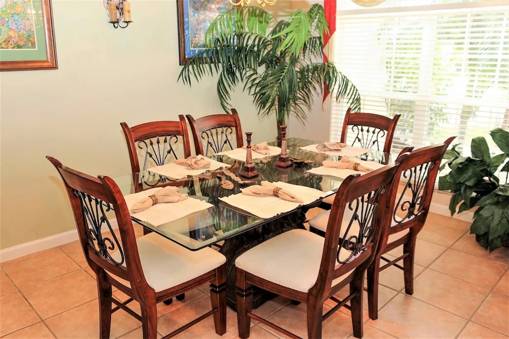 Prestwick Drive Apartment 4 Bedroom
