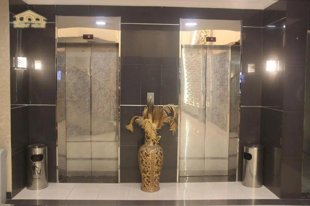 Orient House Hotel Suites & Apartments