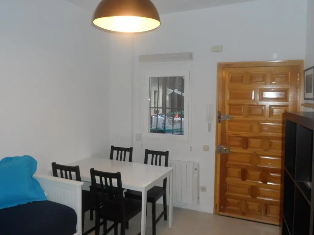 Apartamento 6 plazas. Centro de Madrid. Ref27