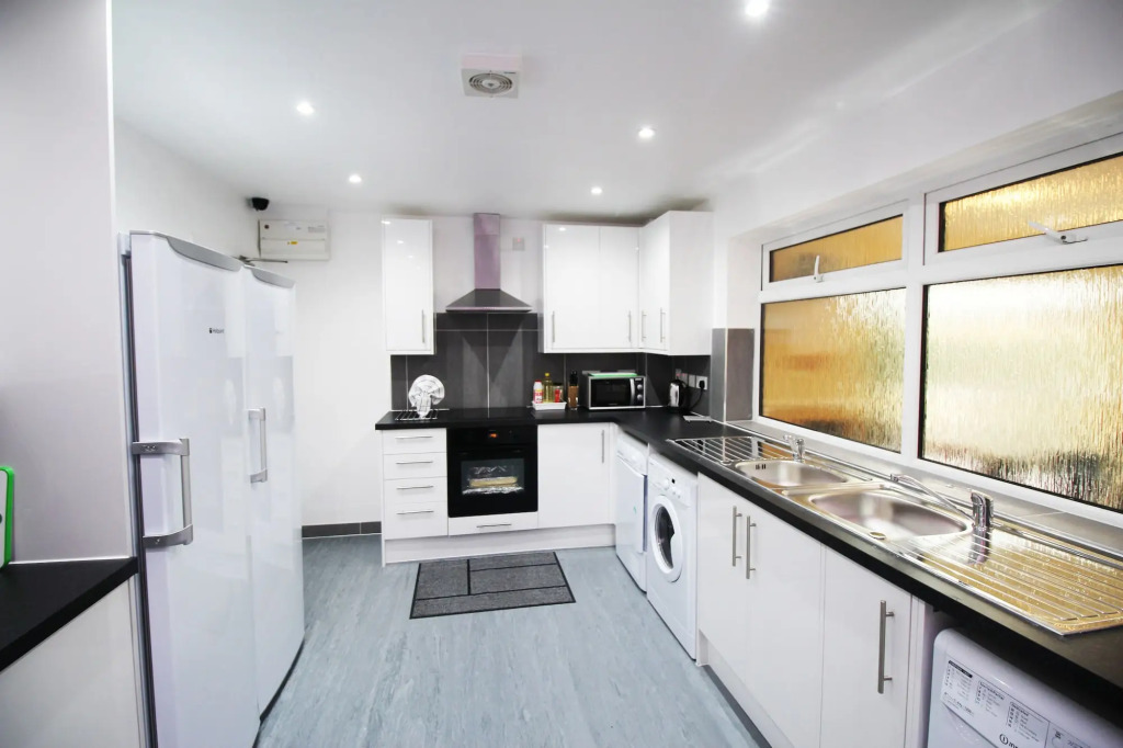 Flexistay Ambers Gatwick Aparthotel