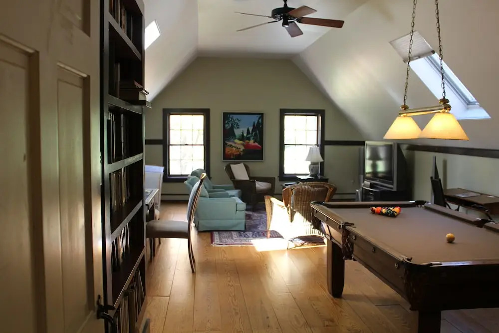 King Hill Inn & Kitchen