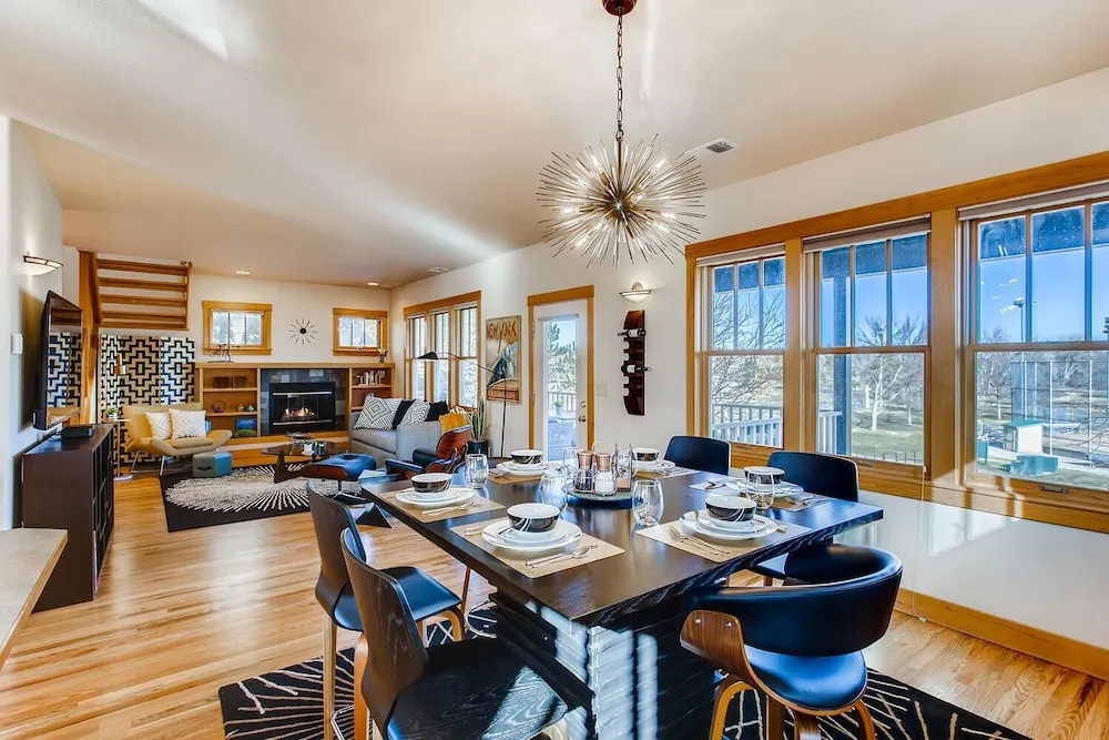 Brilliant Posh Home - Backs to Poudre River Trail