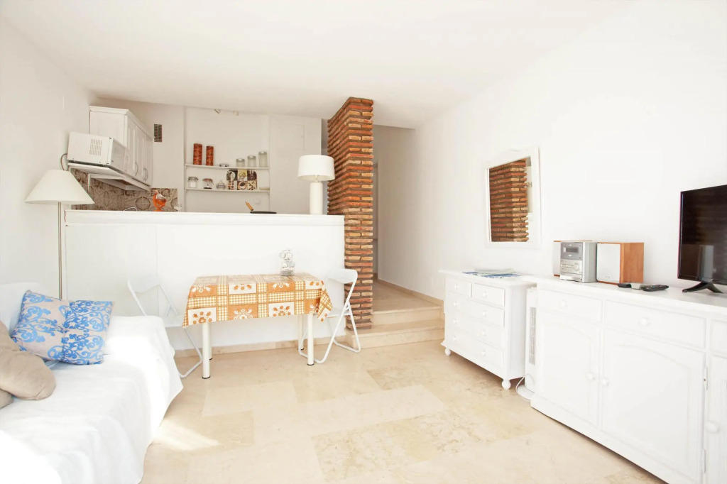 Studio in Estepona Near Sandy Beach