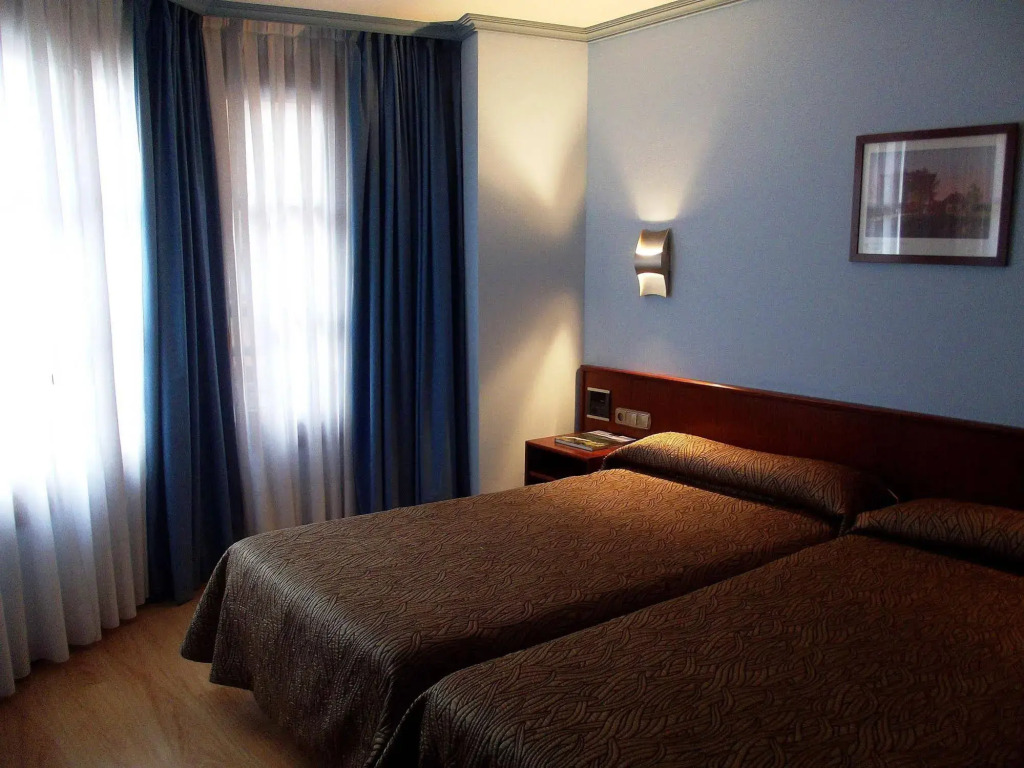 Hotel Gijon