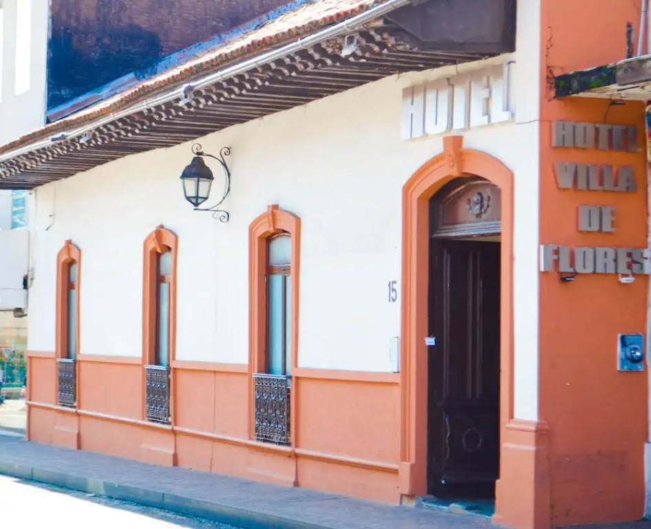Hotel Villa de Flores