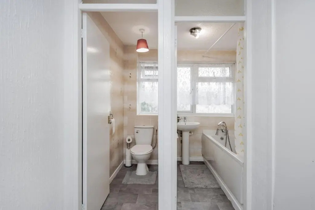Tms Lovely 3 Bed House-tilbury-free Parking