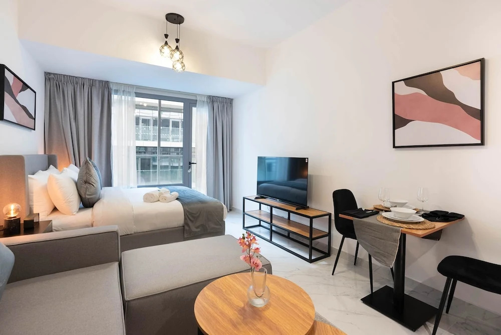 Spacious Studio in Oasis 714