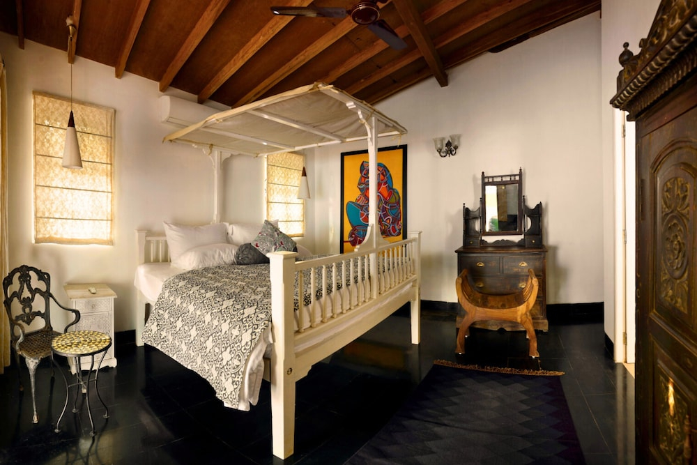 ELIVAAS Terra Rosa 4 BHK Villa With Pool
