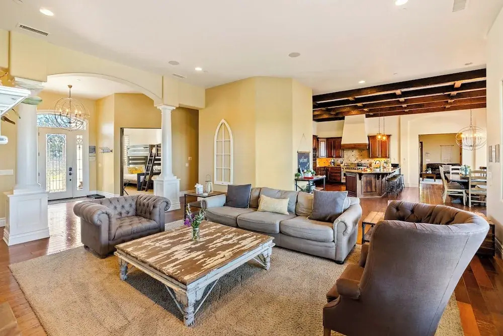 Frontier Farmhouse