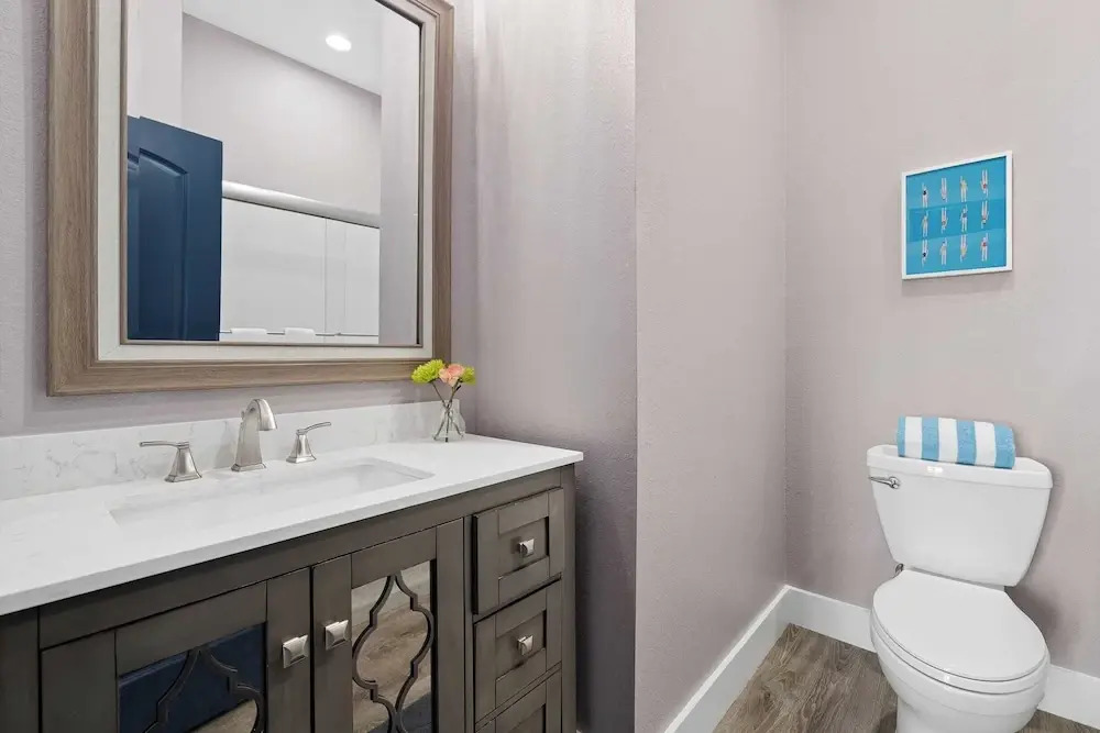 Sleeps 18! 7bdr, Backyard Pool, Walk to Beach Miramar Beach Jewel by Avantstay
