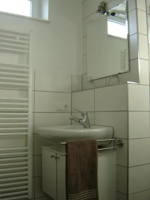 Murthum Apartments