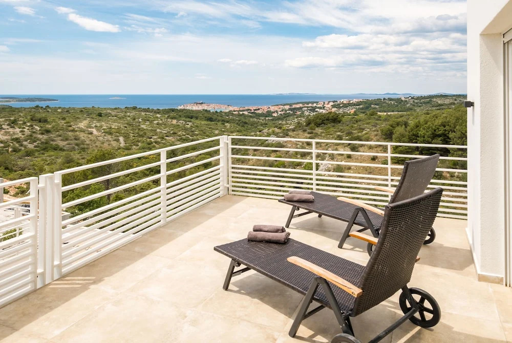 Villa White Pearl