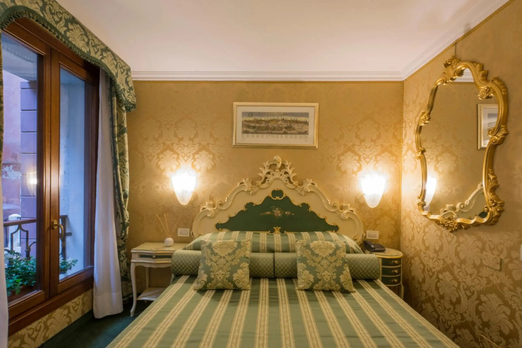 Hotel Becher