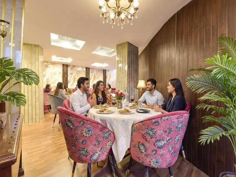 FabHotel Royal Classic