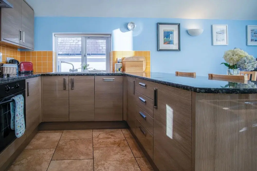 Ewyn Y Don - 2 Bedroom Apartment - Pendine
