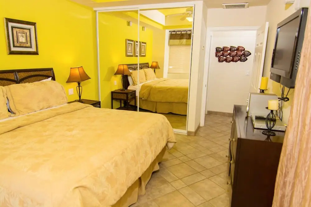 Bonita 504 2 Bedrooms 1 Bathroom Condo
