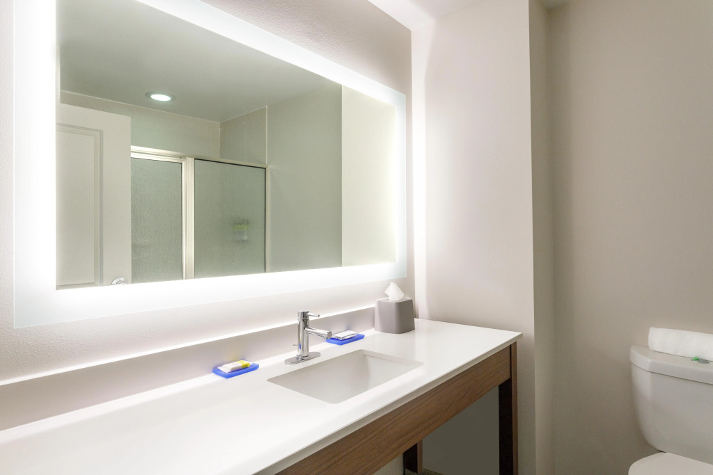 Holiday Inn Express & Suites Searcy by IHG